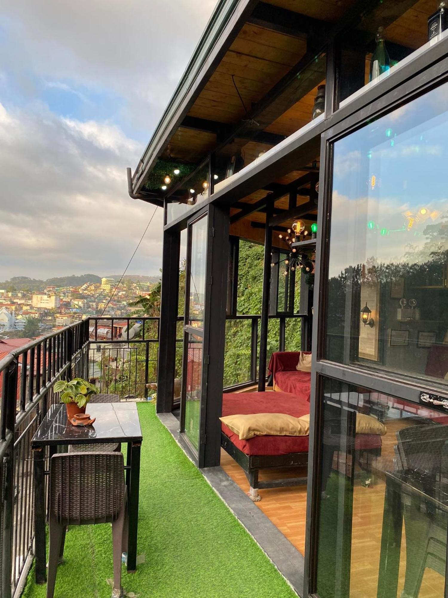 Holyghost Veranda Baguio Transient Guest House 42 Step Rooftop バギオ エクステリア 写真